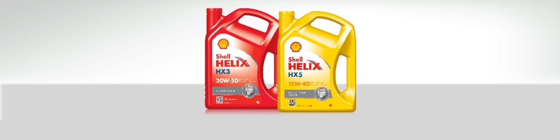 Dos envases de aceites minerales para motor Shell Helix