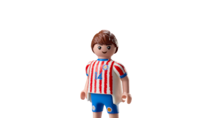 A sus 29 años, Andrés Cubas es el pulso silencioso del mediocampo paraguayo. Mediocampista defensivo, diestro y jugador del Vancouver Whitecaps de Estados Unidos, su fortaleza está en recuperar, ordenar y sostener. Un verdadero motorcito que, con inteligencia y entrega, se ganó el respeto y el cariño de toda la hinchada albirroja.